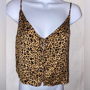 Junior’s size Small WILD FABLE loose-fitting crop top